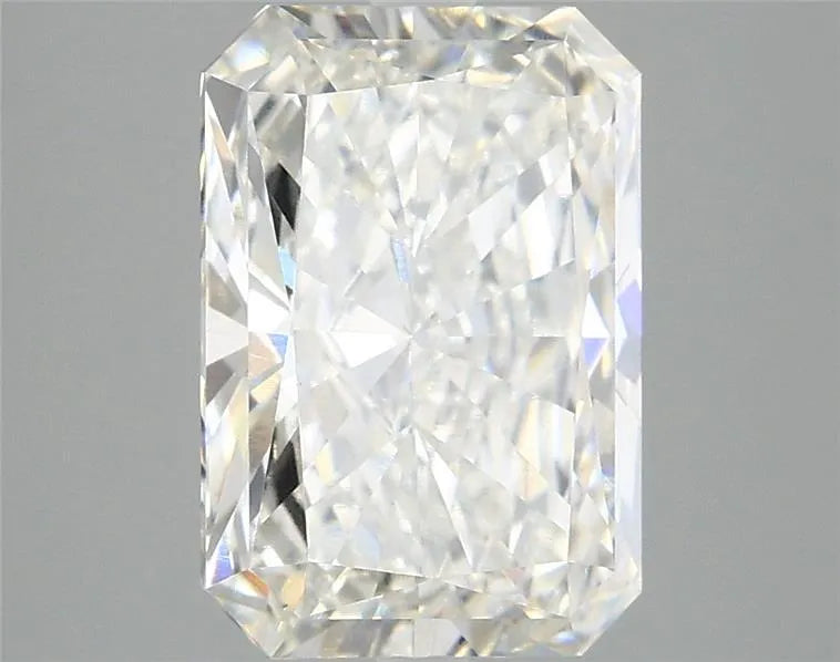 3.09ct Radiant Lab Grown Diamond (Colour H, Clarity VS1, IGI Certified)