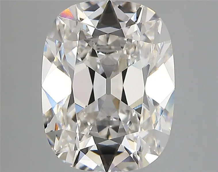 3.10ct Cushion modified Lab Grown Diamond (Colour F, Clarity VVS2, IGI Certified)