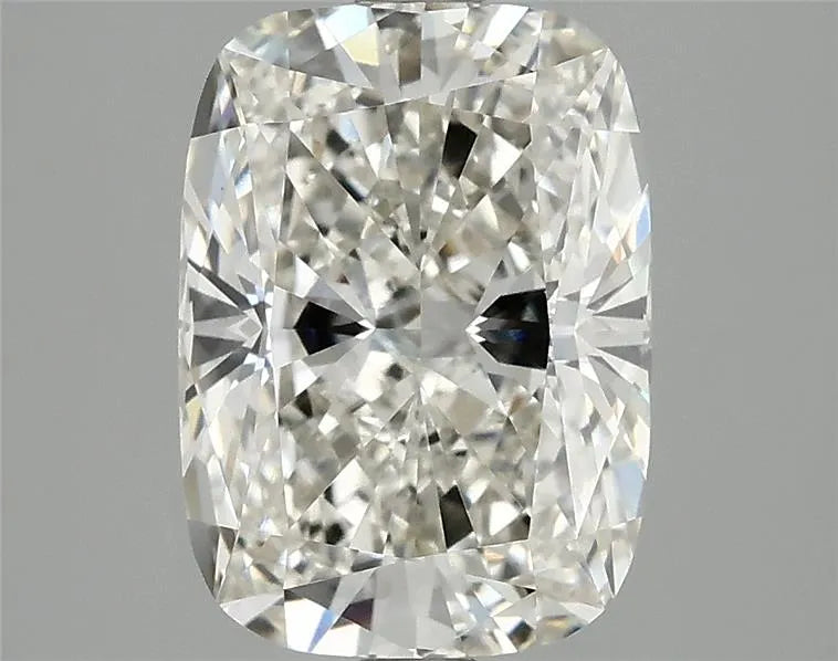 3.10ct Cushion modified Lab Grown Diamond (Colour H, Clarity VVS2, IGI Certified)