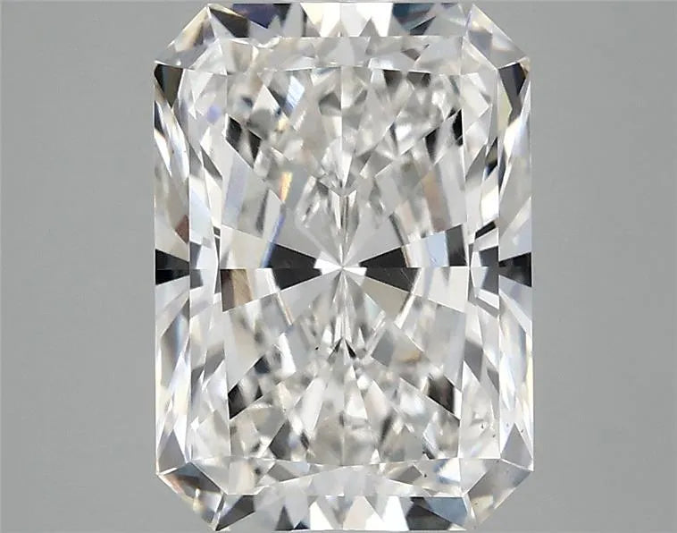 3.10ct Radiant Lab Grown Diamond (Colour F, Clarity VS2, IGI Certified)