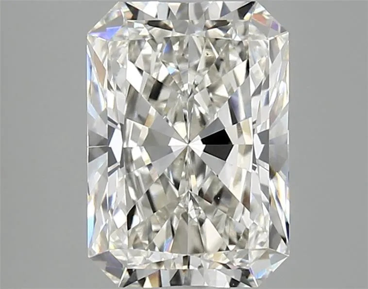 3.10ct Radiant Lab Grown Diamond (Colour G, Clarity VS1, IGI Certified)