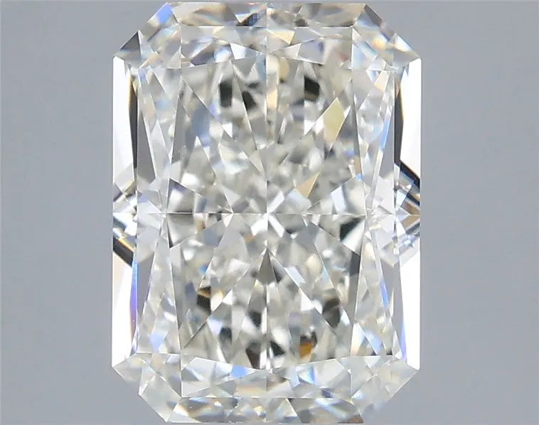 3.12ct Radiant Lab Grown Diamond (Colour H, Clarity VVS2, IGI Certified)