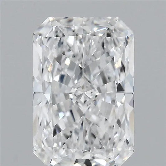 3.15ct Radiant Lab Grown Diamond (Colour D, Clarity VVS2, IGI Certified)