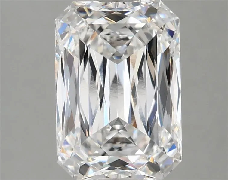 3.15ct Radiant Lab Grown Diamond (Colour F, Clarity VVS1, IGI Certified)