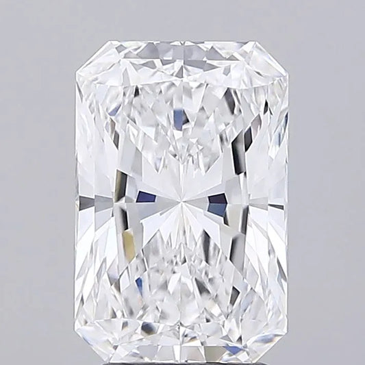 3.19ct Radiant Lab Grown Diamond (Colour D, Clarity VVS1, IGI Certified)