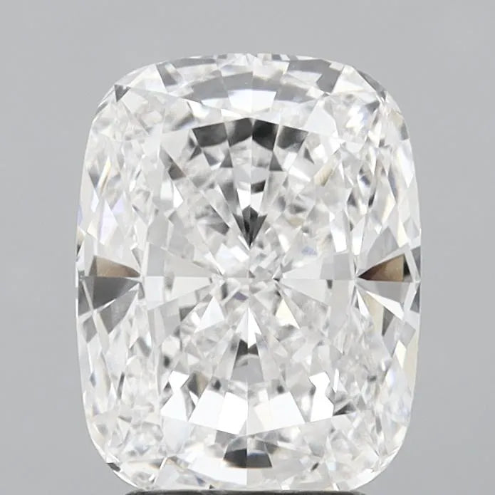 3.22ct Cushion modified Lab Grown Diamond (Colour E, Clarity VVS2, IGI Certified)