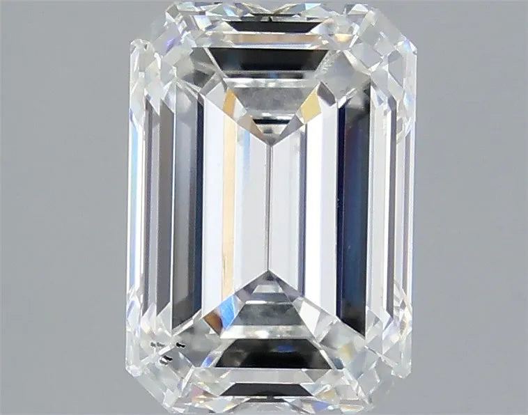 3.24ct Emerald Lab Grown Diamond (Colour G, Clarity VS2, IGI Certified)