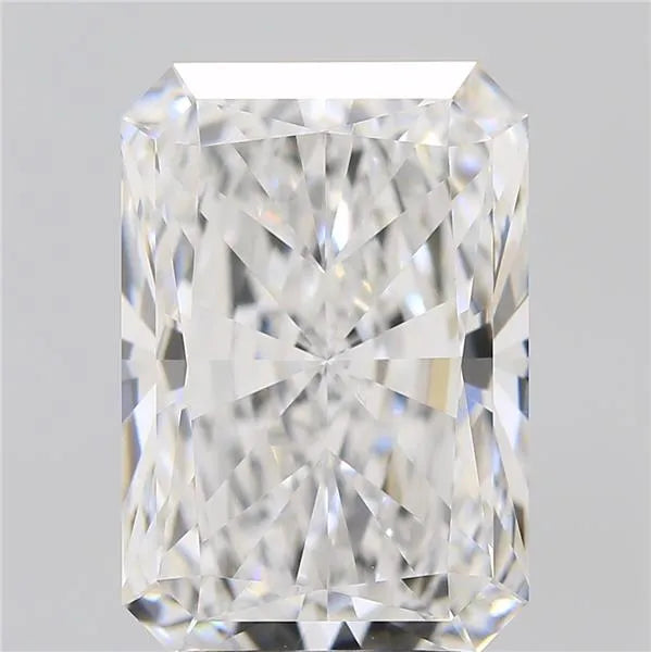 3.25ct Radiant Lab Grown Diamond (Colour D, Clarity VVS2, IGI Certified)