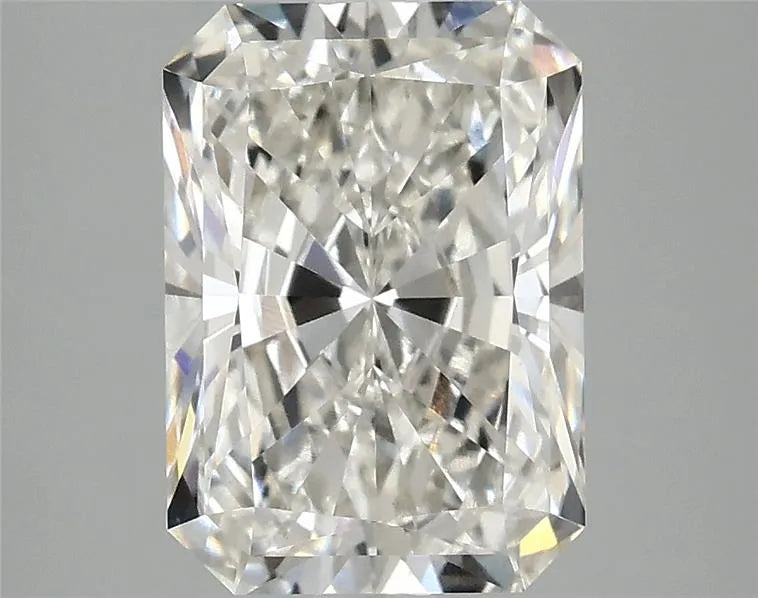 3.26ct Radiant Lab Grown Diamond (Colour G, Clarity VS1, IGI Certified)