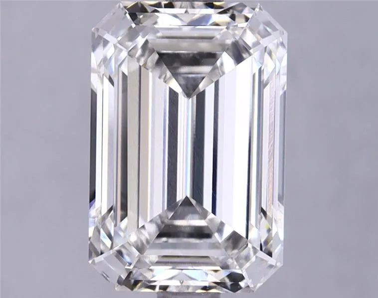 3.30ct Emerald Lab Grown Diamond (Colour G, Clarity VVS2, IGI Certified)