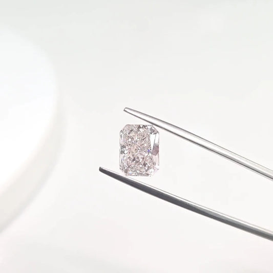 3.34ct Radiant Lab Grown Diamond (Colour Very Light Brown Pink, Clarity VS1, IGI Certified)