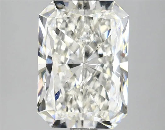 3.36ct Radiant Lab Grown Diamond (Colour G, Clarity SI1, IGI Certified)