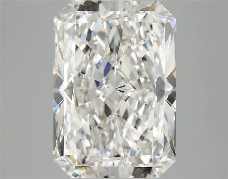 3.39ct Radiant Lab Grown Diamond (Colour F, Clarity VVS2, IGI Certified)