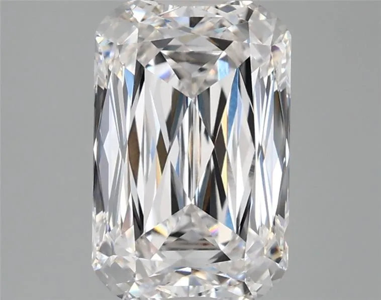 3.42ct Cushion modified Lab Grown Diamond (Colour F, Clarity VVS1, IGI Certified)