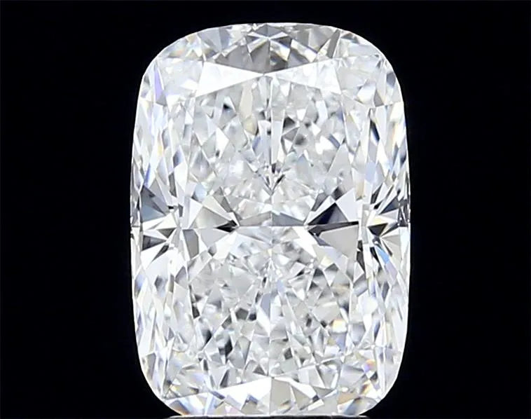 3.53ct Cushion modified Lab Grown Diamond (Colour E, Clarity VVS2, IGI Certified)