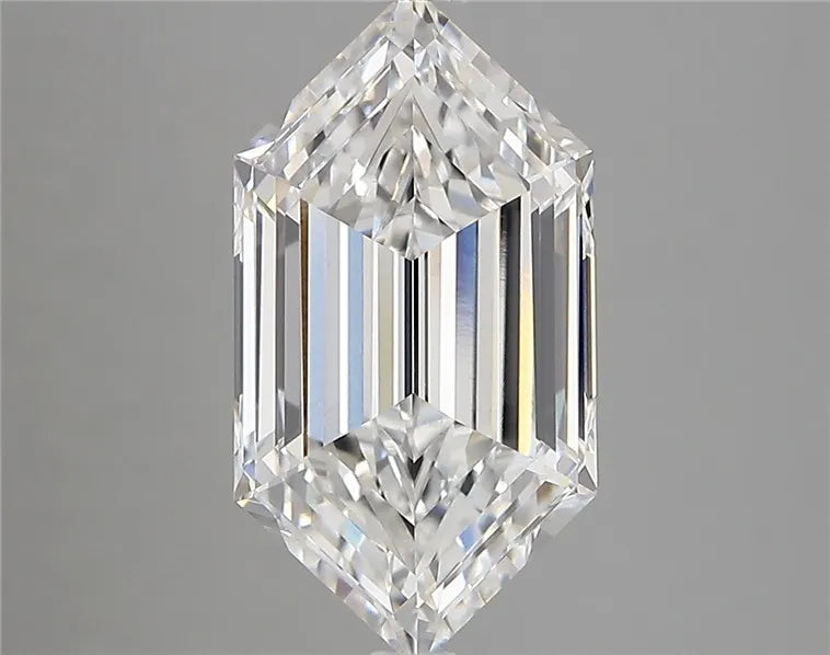 3.56ct Hexagonal Lab Grown Diamond (Colour E, Clarity VVS2, IGI Certified)