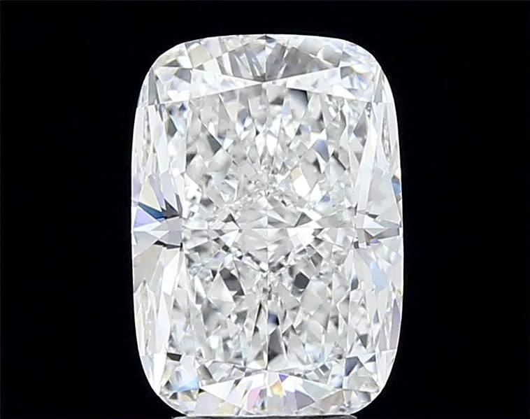 3.59ct Cushion modified Lab Grown Diamond (Colour E, Clarity VVS2, IGI Certified)