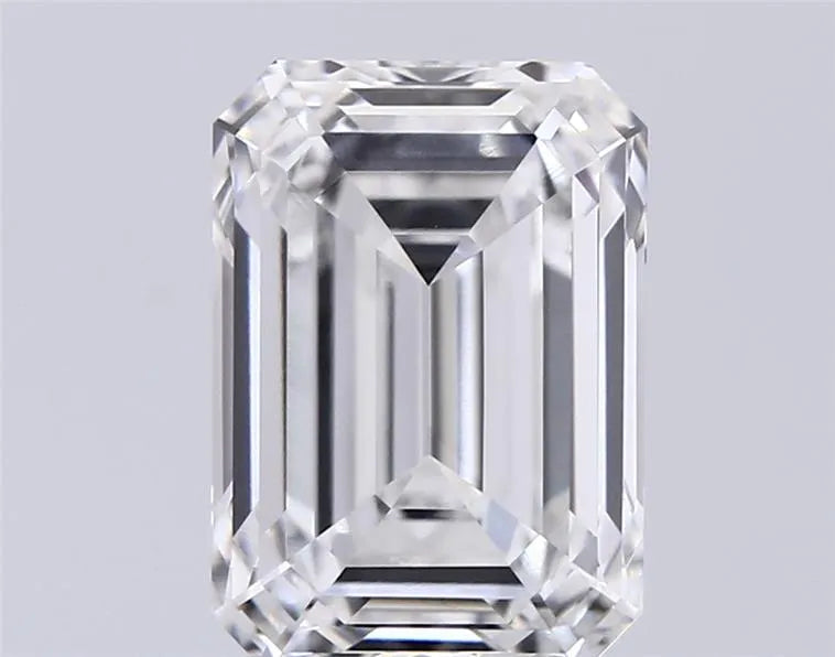 3.59ct Emerald Lab Grown Diamond (Colour E, Clarity VVS2, GIA Certified)