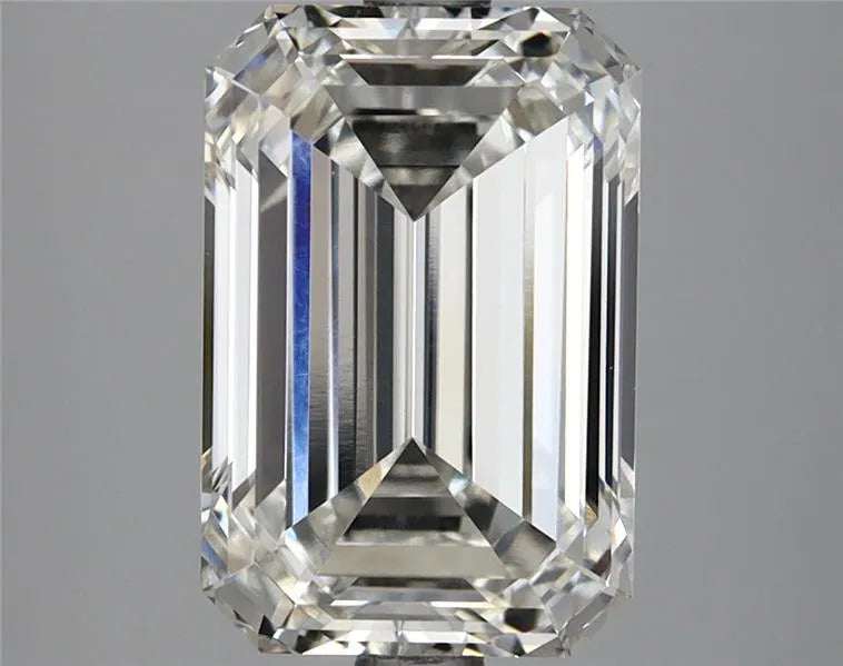 3.69ct Emerald Lab Grown Diamond (Colour G, Clarity VVS2, IGI Certified)