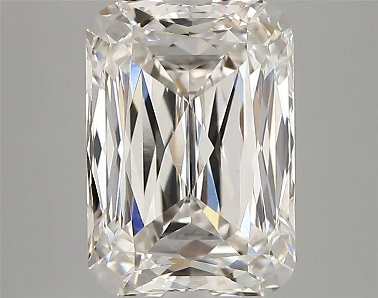 3.73ct Cushion modified Lab Grown Diamond (Colour G, Clarity VVS1, IGI Certified)