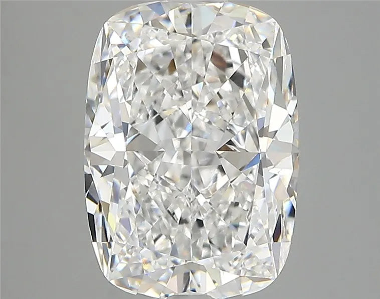 3.76ct Cushion modified Lab Grown Diamond (Colour D, Clarity VVS1, IGI Certified)