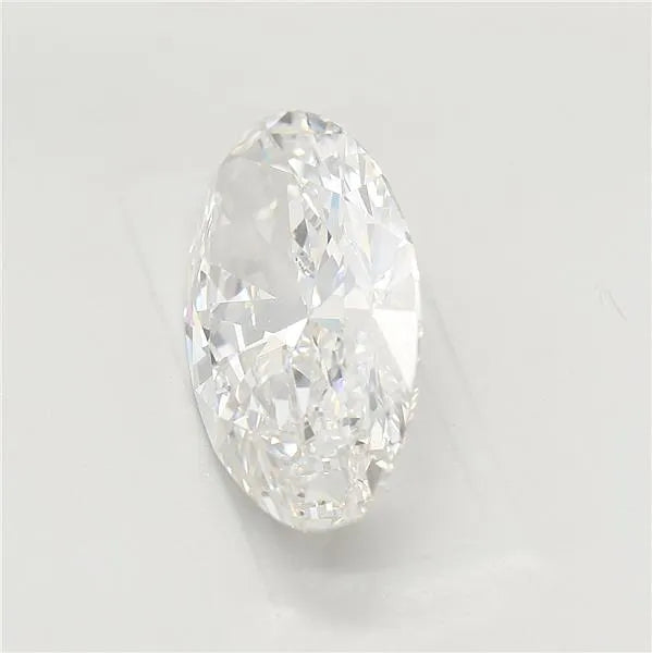 3.83ct Oval Lab Grown Diamond (Colour F, Clarity VVS2, IGI Certified)