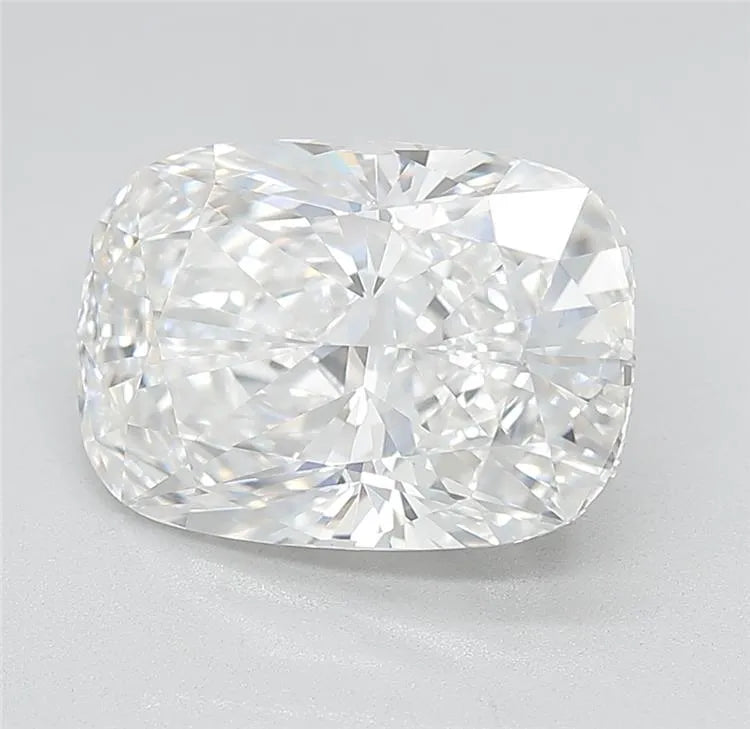 3.90ct Cushion modified Lab Grown Diamond (Colour E, Clarity VVS2, Cut EX, IGI Certified)