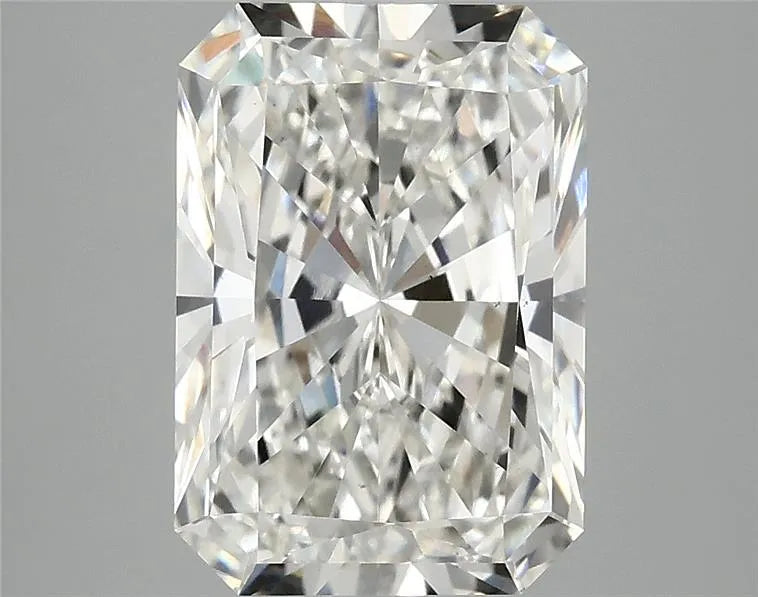 3.90ct Radiant Lab Grown Diamond (Colour F, Clarity VS2, IGI Certified)
