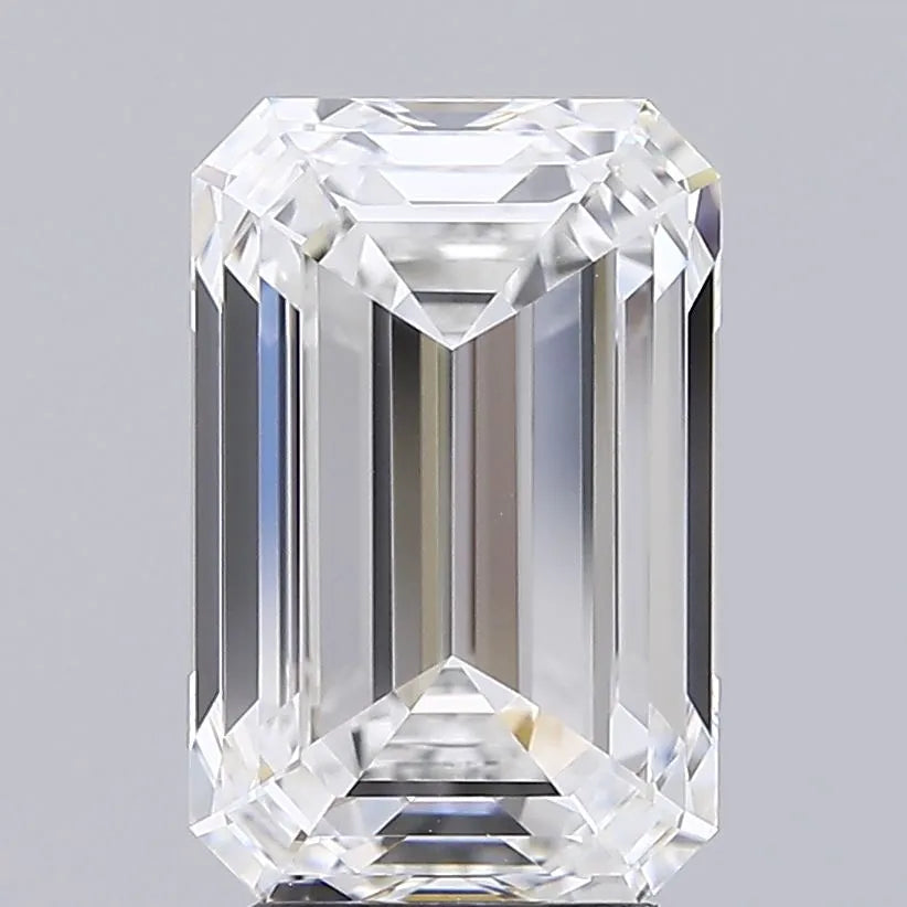3.98ct Emerald Lab Grown Diamond (Colour F, Clarity VVS2, IGI Certified)