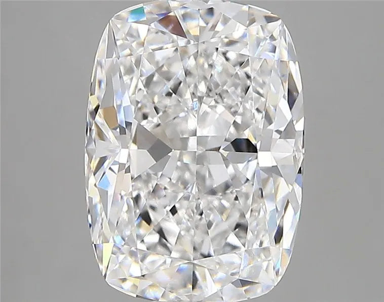 4.00ct Cushion modified Lab Grown Diamond (Colour D, Clarity VVS2, IGI Certified)