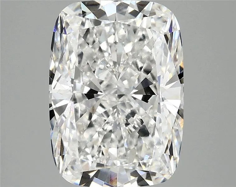 4.00ct Cushion modified Lab Grown Diamond (Colour E, Clarity VS1, IGI Certified)