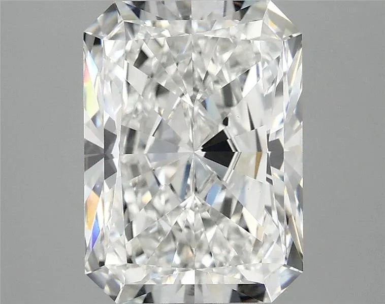 4.00ct Radiant Lab Grown Diamond (Colour F, Clarity VVS2, IGI Certified)