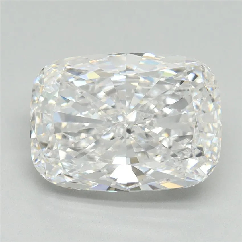 4.02ct Cushion brilliant Lab Grown Diamond (Colour D, Clarity VVS2, IGI Certified)