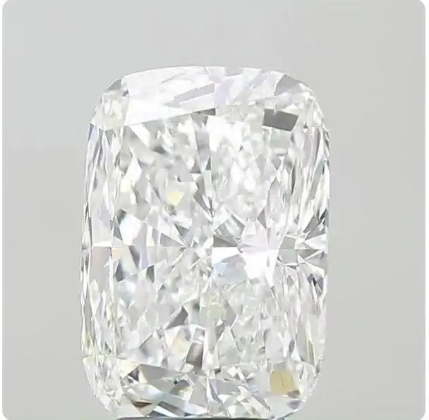 4.02ct Cushion modified Lab Grown Diamond (Colour F, Clarity VS1, IGI Certified)