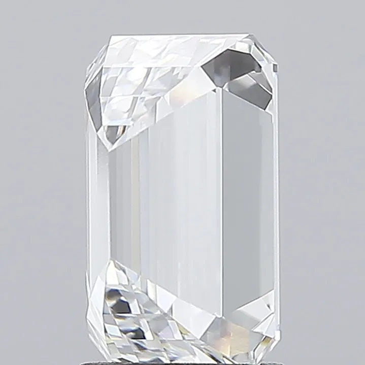 4.02ct Emerald Lab Grown Diamond (Colour F, Clarity VS1, IGI Certified)