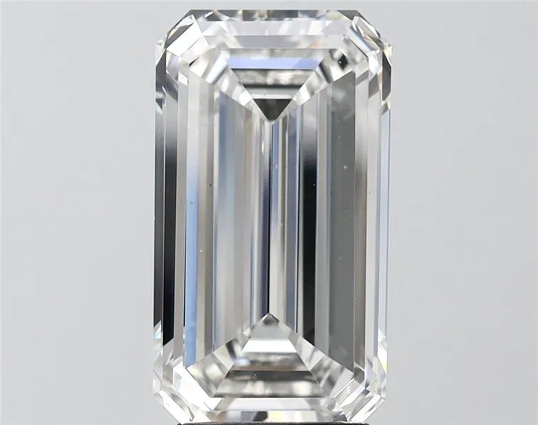 4.02ct Emerald Lab Grown Diamond (Colour G, Clarity VS1, IGI Certified)