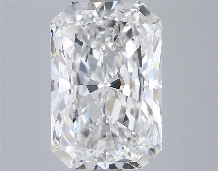 4.02ct Radiant Lab Grown Diamond (Colour F, Clarity VS1, IGI Certified)