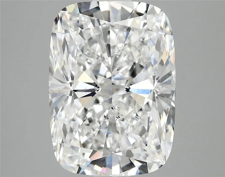 4.03ct Cushion modified Lab Grown Diamond (Colour E, Clarity SI1, IGI Certified)