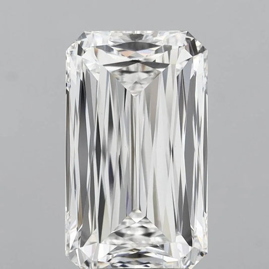 4.03ct Radiant Lab Grown Diamond (Colour E, Clarity VVS2, IGI Certified)