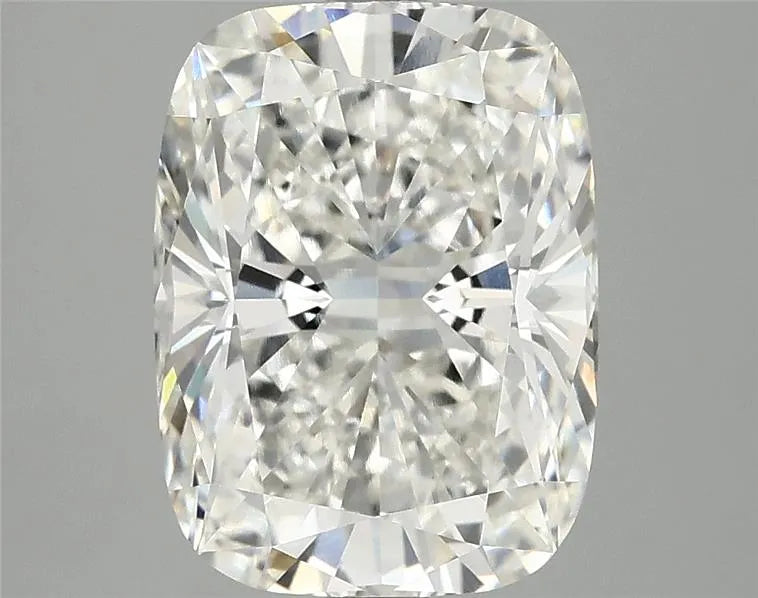 4.04ct Cushion modified Lab Grown Diamond (Colour G, Clarity VVS2, IGI Certified)
