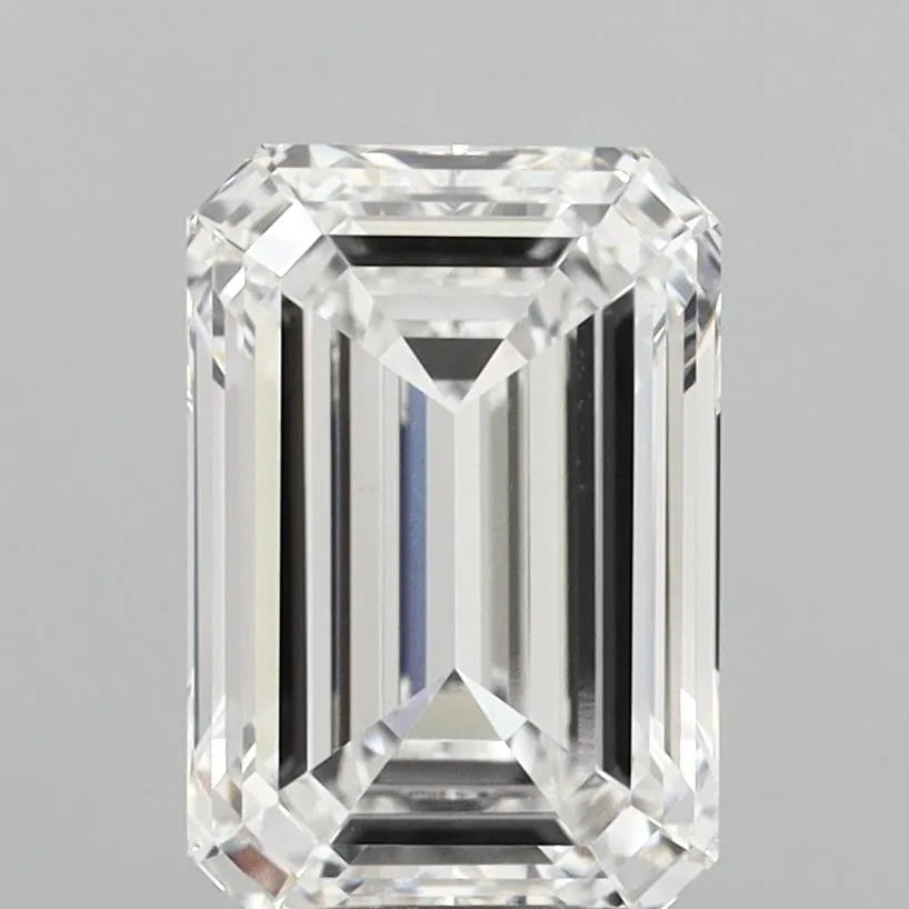 4.04ct Emerald Lab Grown Diamond (Colour E, Clarity VVS2, IGI Certified)