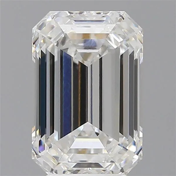 4.06ct Emerald Lab Grown Diamond (Colour E, Clarity VVS2, IGI Certified)