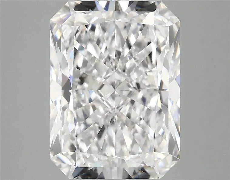 4.06ct Radiant Lab Grown Diamond (Colour D, Clarity VS1, IGI Certified)