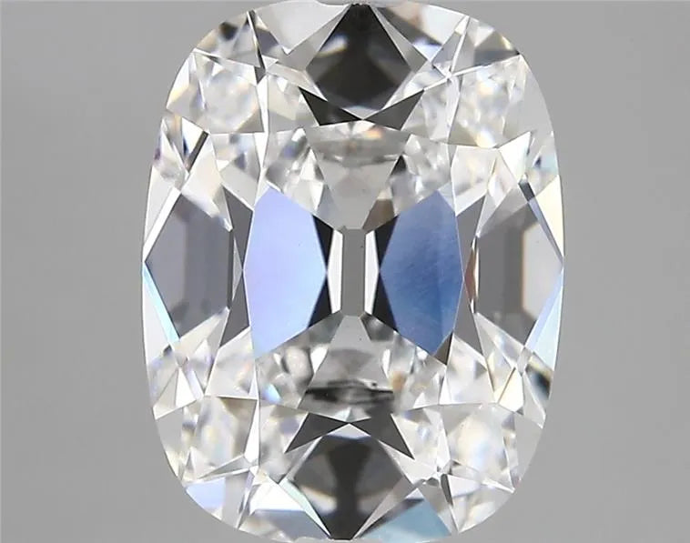 4.07ct Cushion modified Lab Grown Diamond (Colour D, Clarity VVS2, IGI Certified)