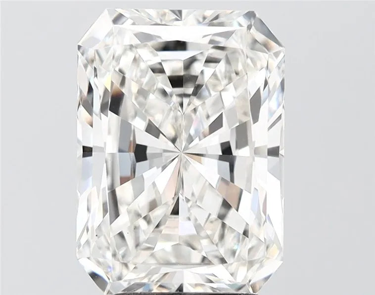 4.07ct Radiant Lab Grown Diamond (Colour H, Clarity VS1, IGI Certified)