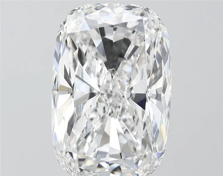4.08ct Cushion modified Lab Grown Diamond (Colour E, Clarity VVS2, IGI Certified)