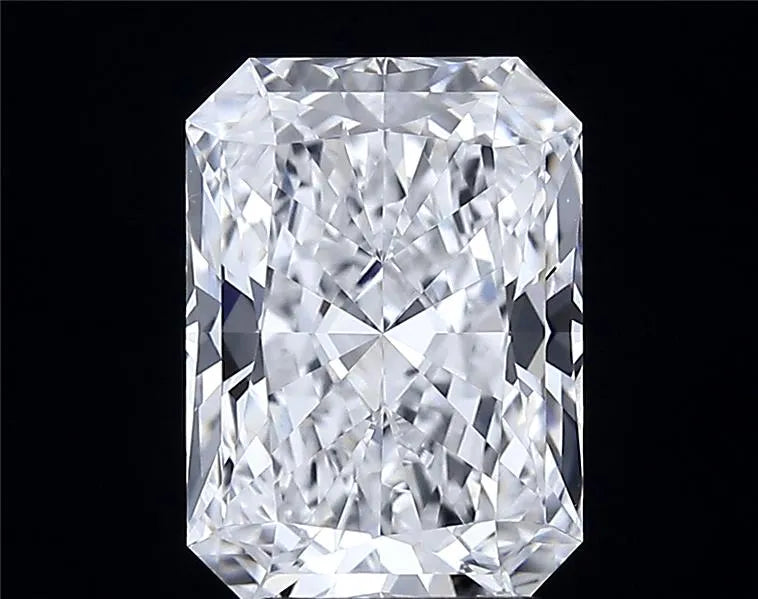 4.09ct Radiant Lab Grown Diamond (Colour E, Clarity VVS1, IGI Certified)