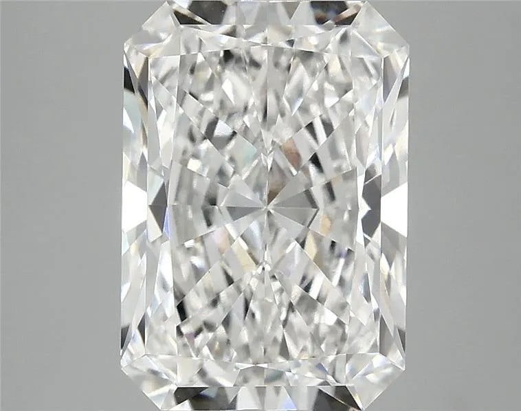 4.10ct Radiant Lab Grown Diamond (Colour F, Clarity VS1, IGI Certified)