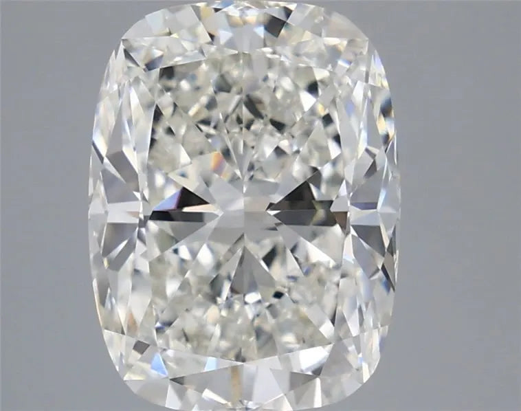 4.11ct Cushion modified Lab Grown Diamond (Colour G, Clarity VVS2, IGI Certified)