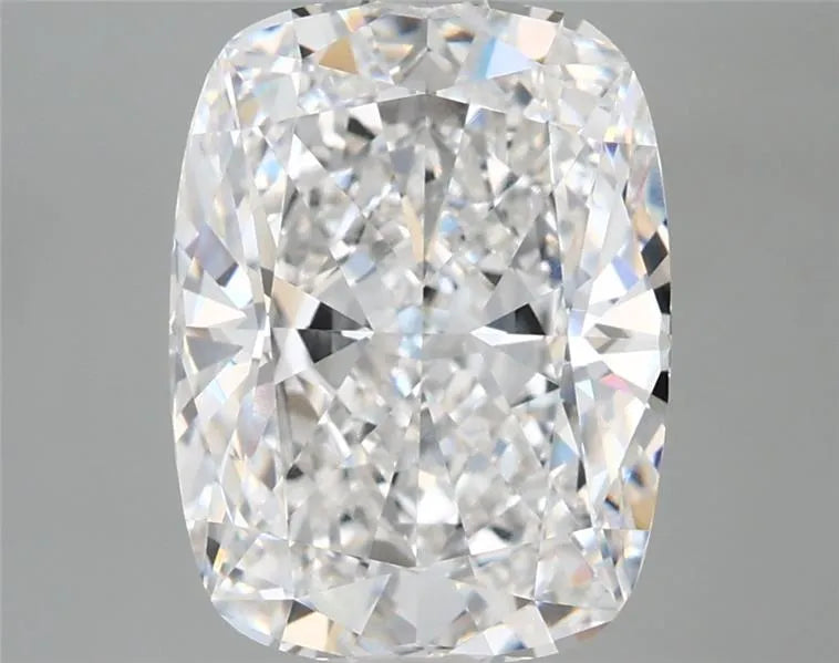4.12ct Cushion modified Lab Grown Diamond (Colour E, Clarity VVS1, IGI Certified)